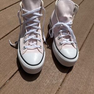 Pink platform converse